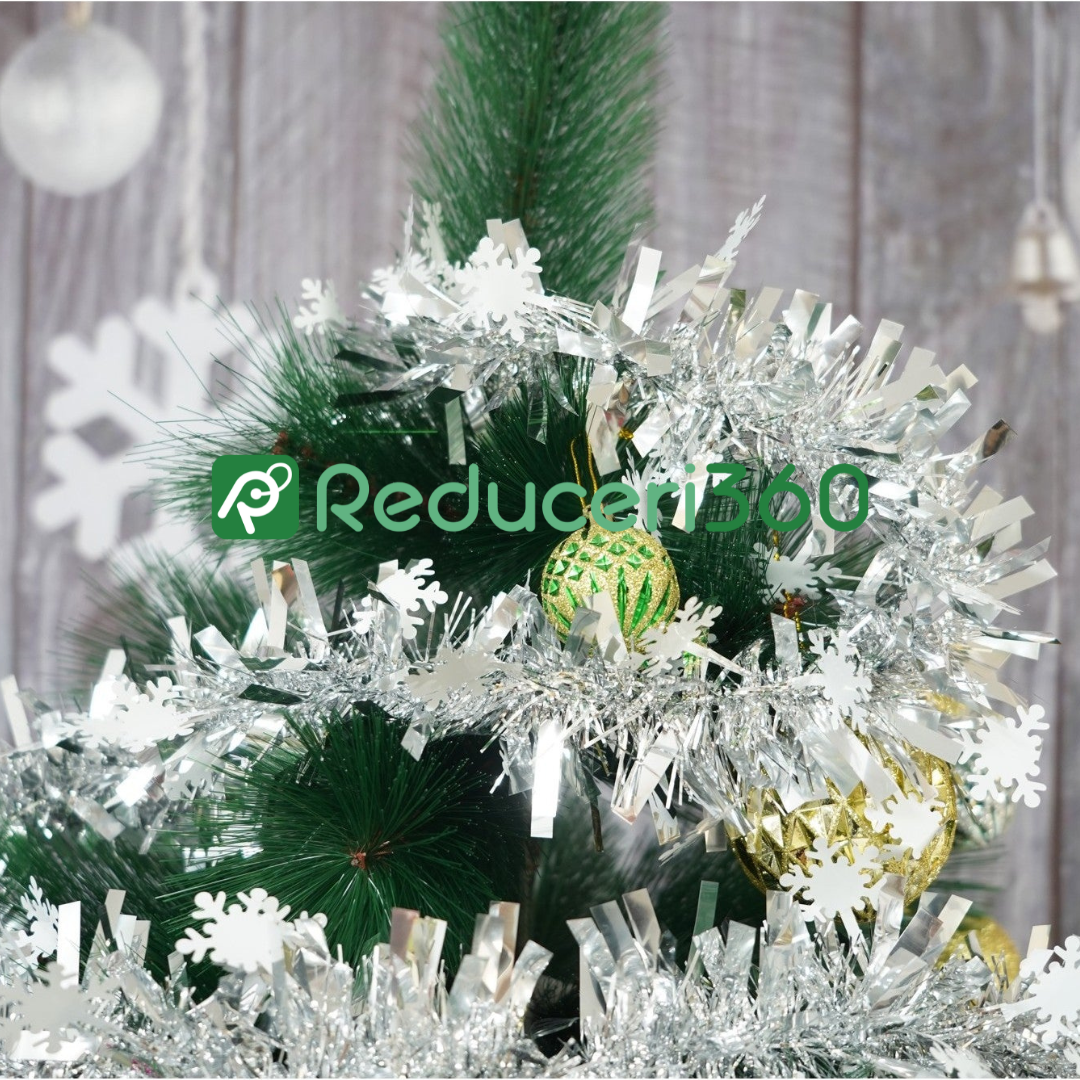 Brad de Craciun 1,8 m, Set Accesorii Pentru Impodobit Incluse, Instalatie 100 LED